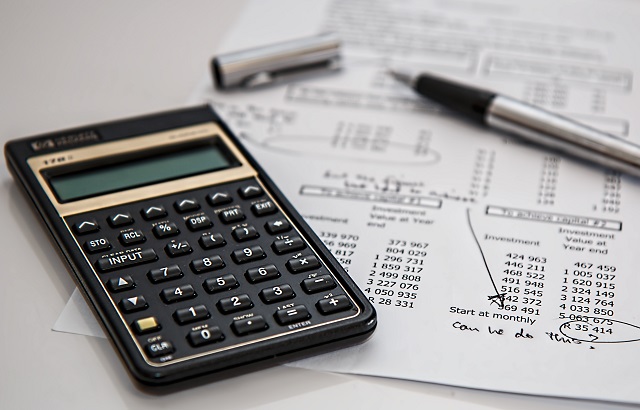 How to compare premium rates using Term Insurance Calculator?