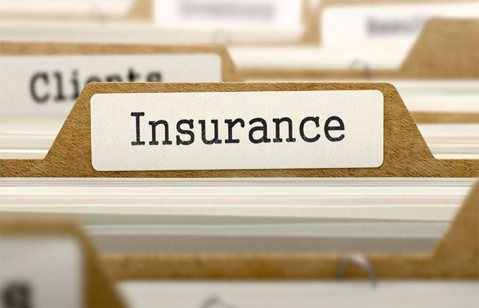 How to file life insurance claims in case of death on maturity?