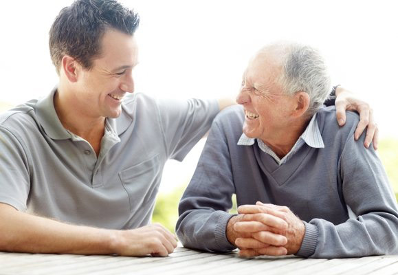 4 Reasons why should you buy comprehensive health insurance for your father